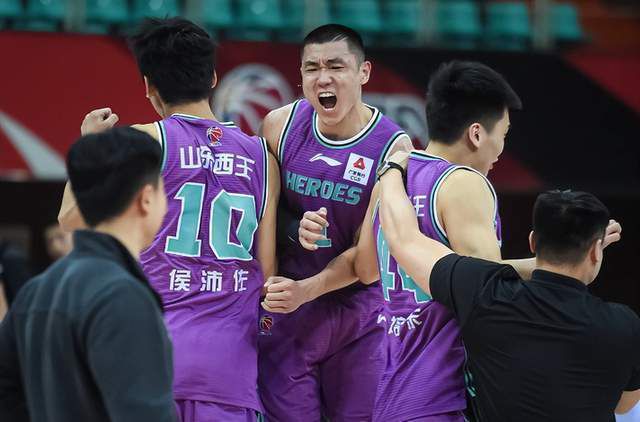 成人久久18免费游戏网站
